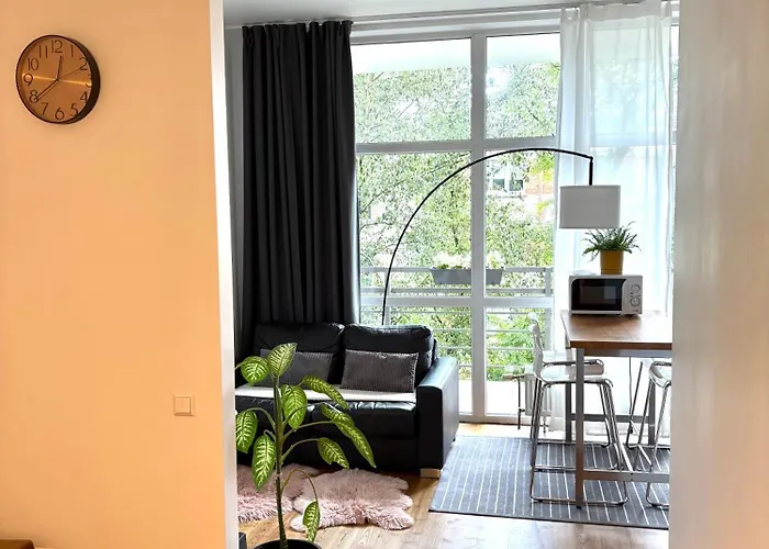 Apartment Dzelzavas 19/3 *